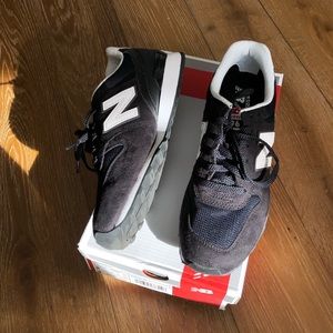 Women’s Black New Balance Sneakers